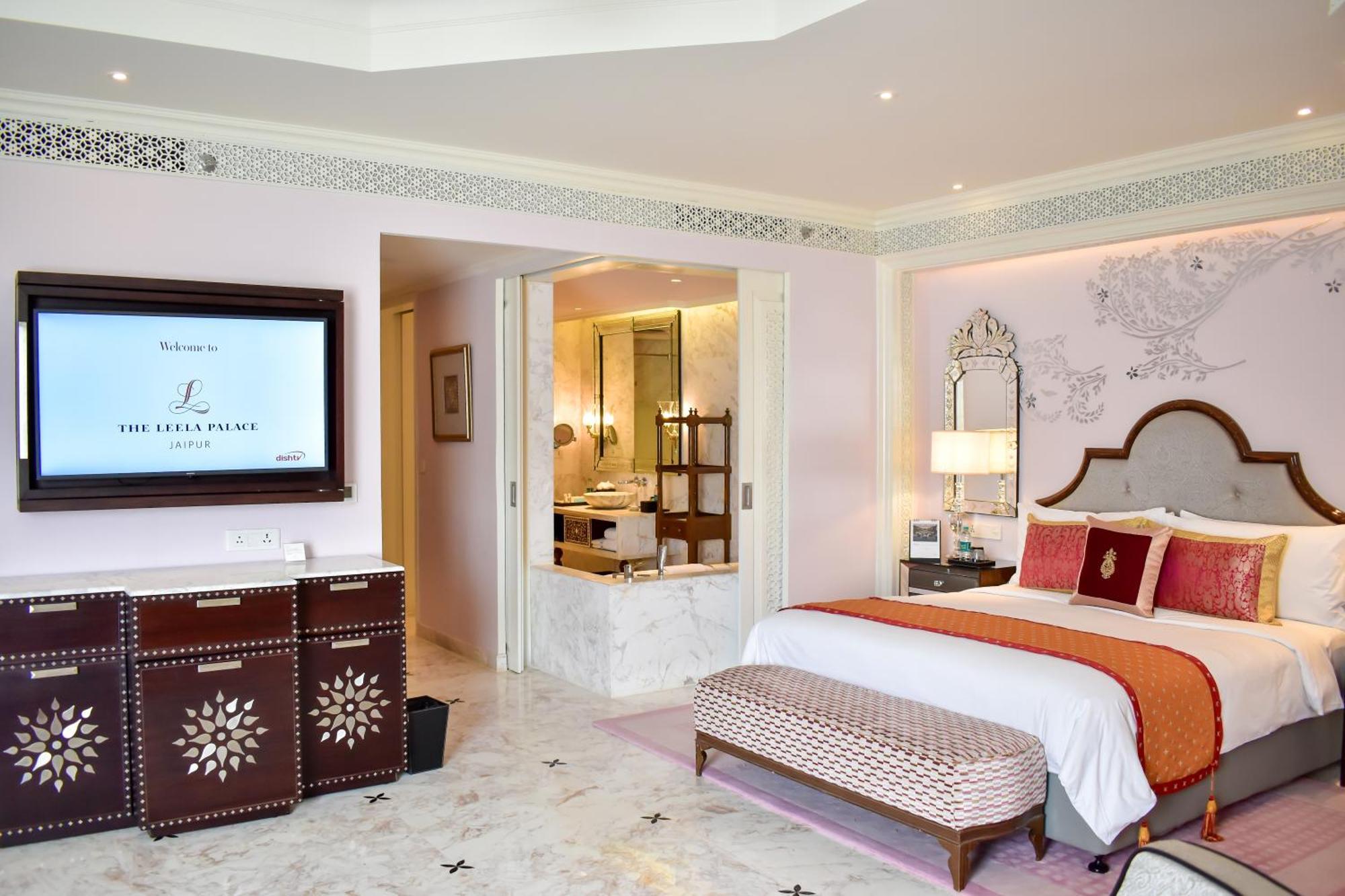 The Leela Palace Jaipur Exterior photo