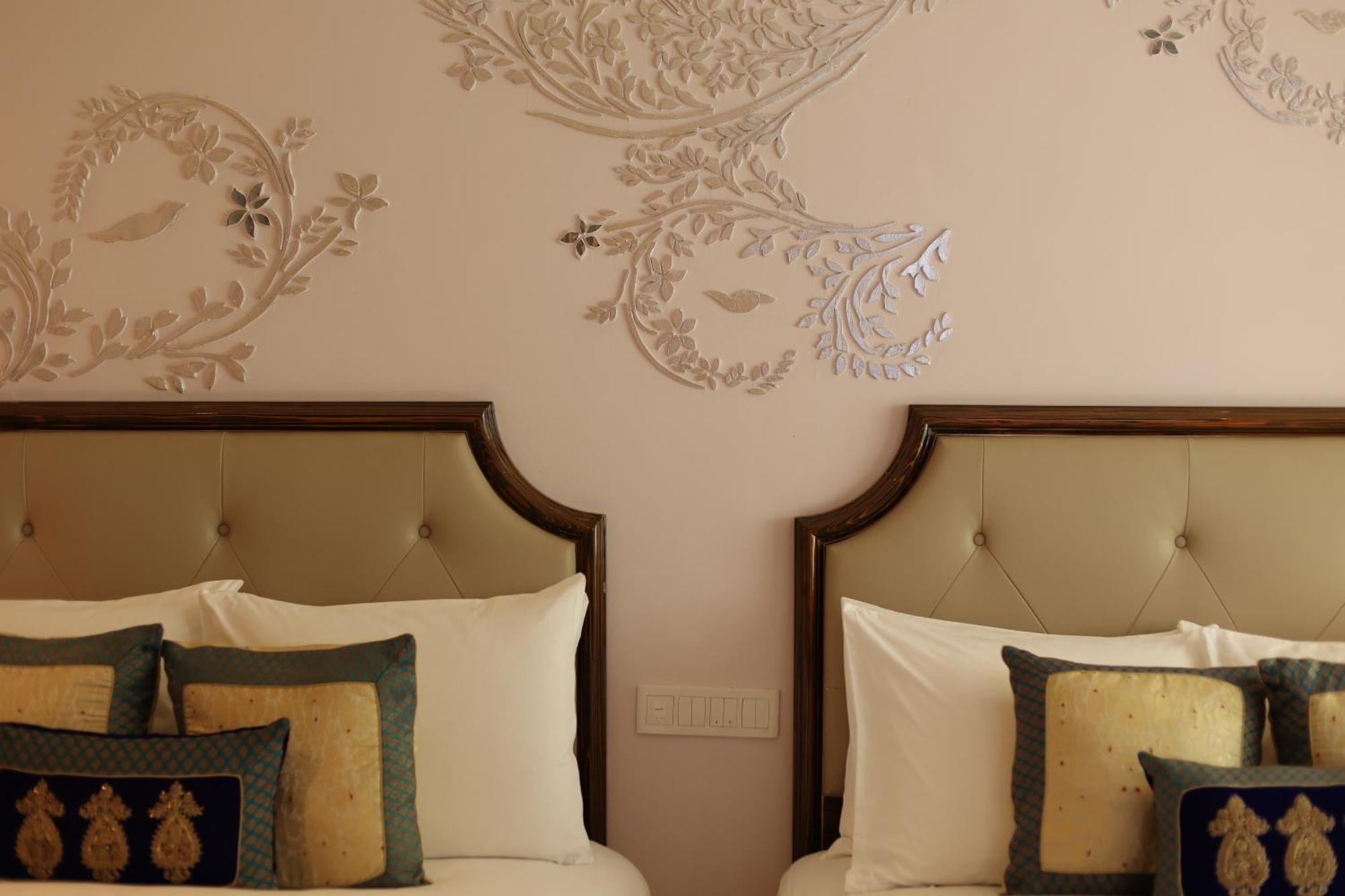 The Leela Palace Jaipur Exterior photo